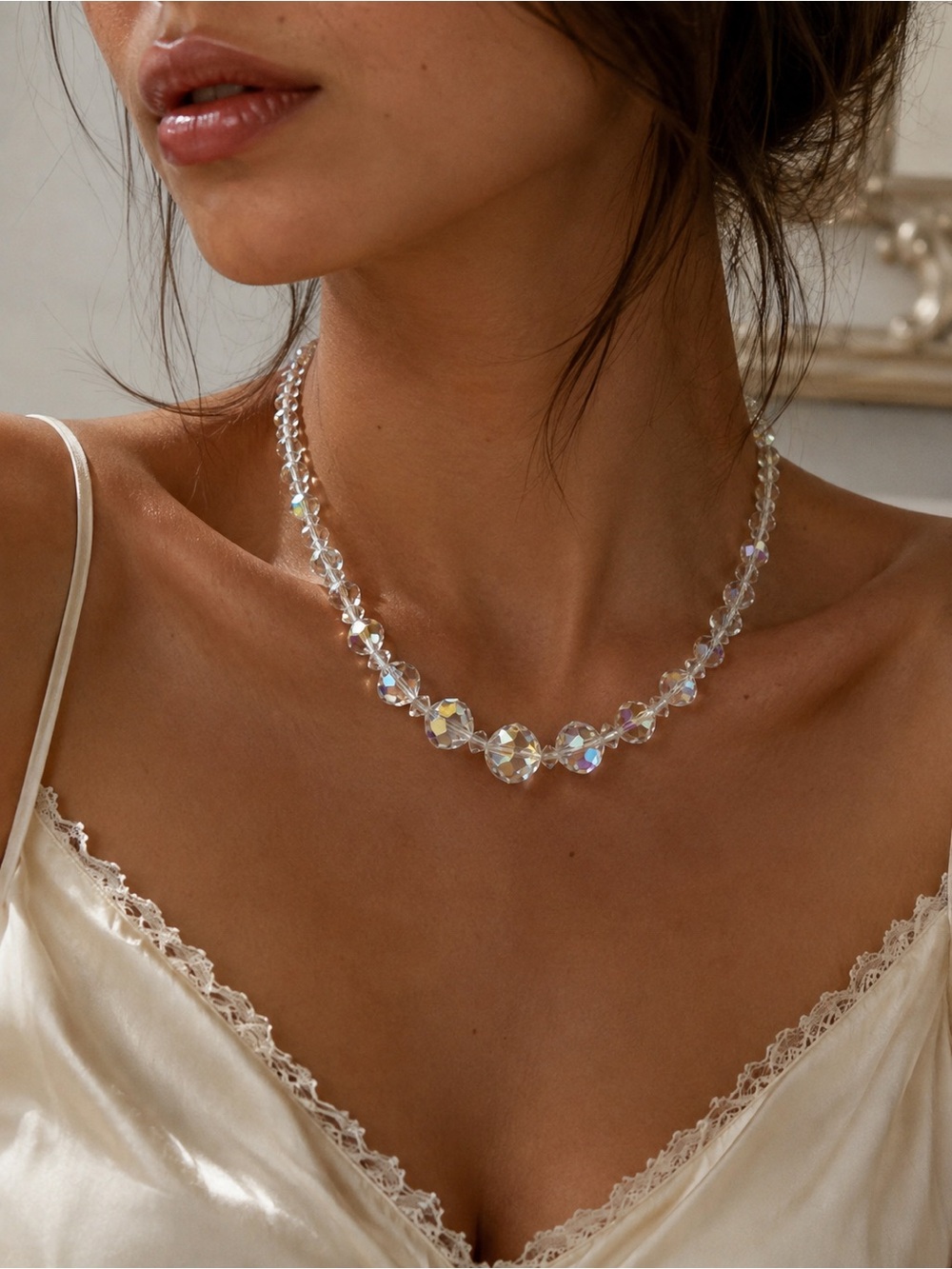 LAGUNA | 50s-60s Era Vintage Crystal Aurora Bead Chocker Necklace - Clear